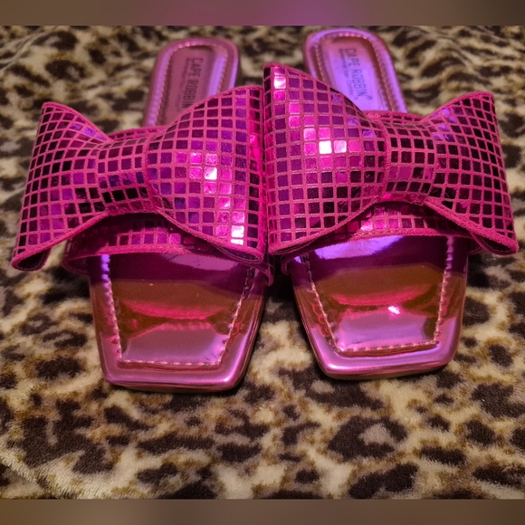 Cape Robbin Pink Bow Sandals Barbie Pink New 7 - Picture 4 of 8